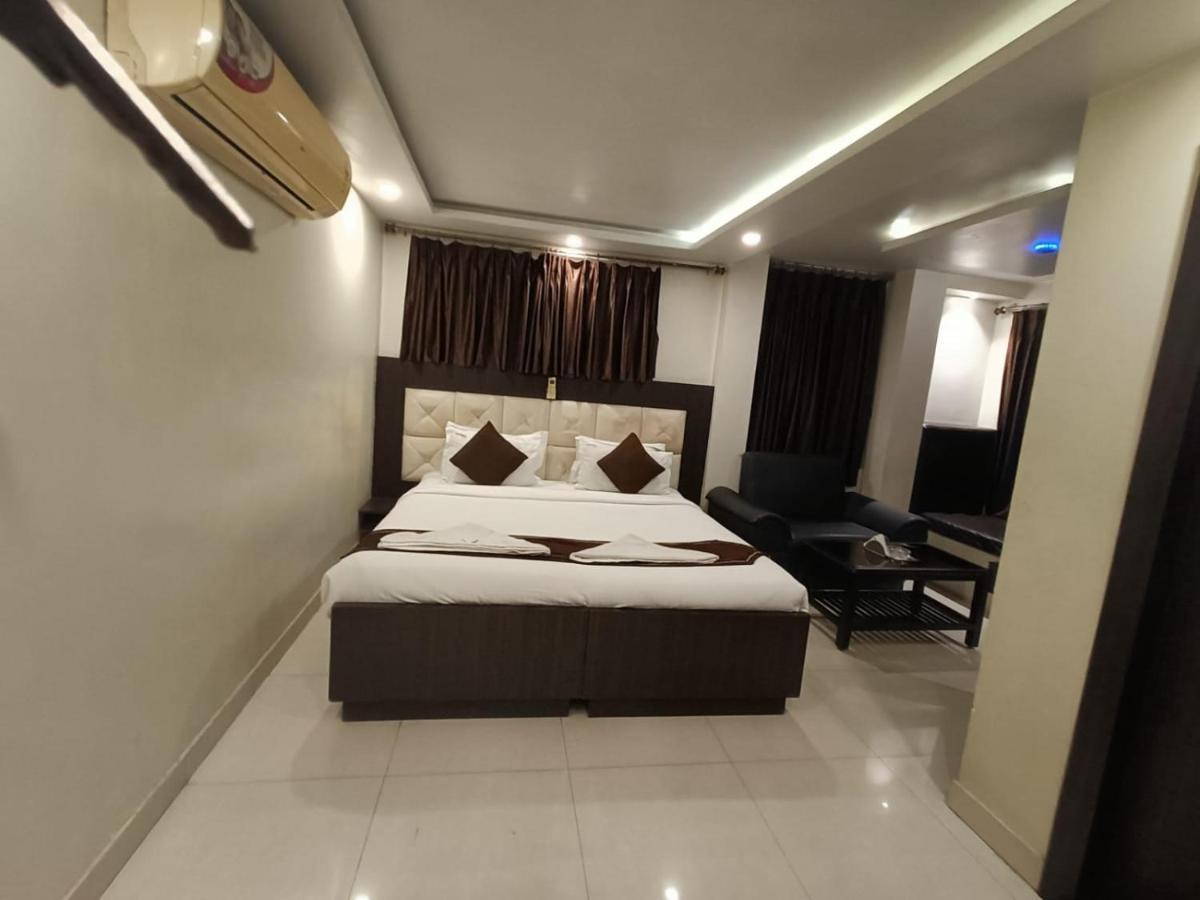 Sheldon Hotel Calcutta Eksteriør billede
