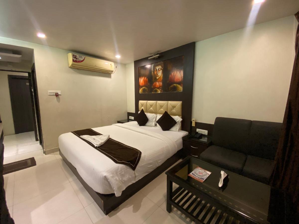 Sheldon Hotel Calcutta Eksteriør billede