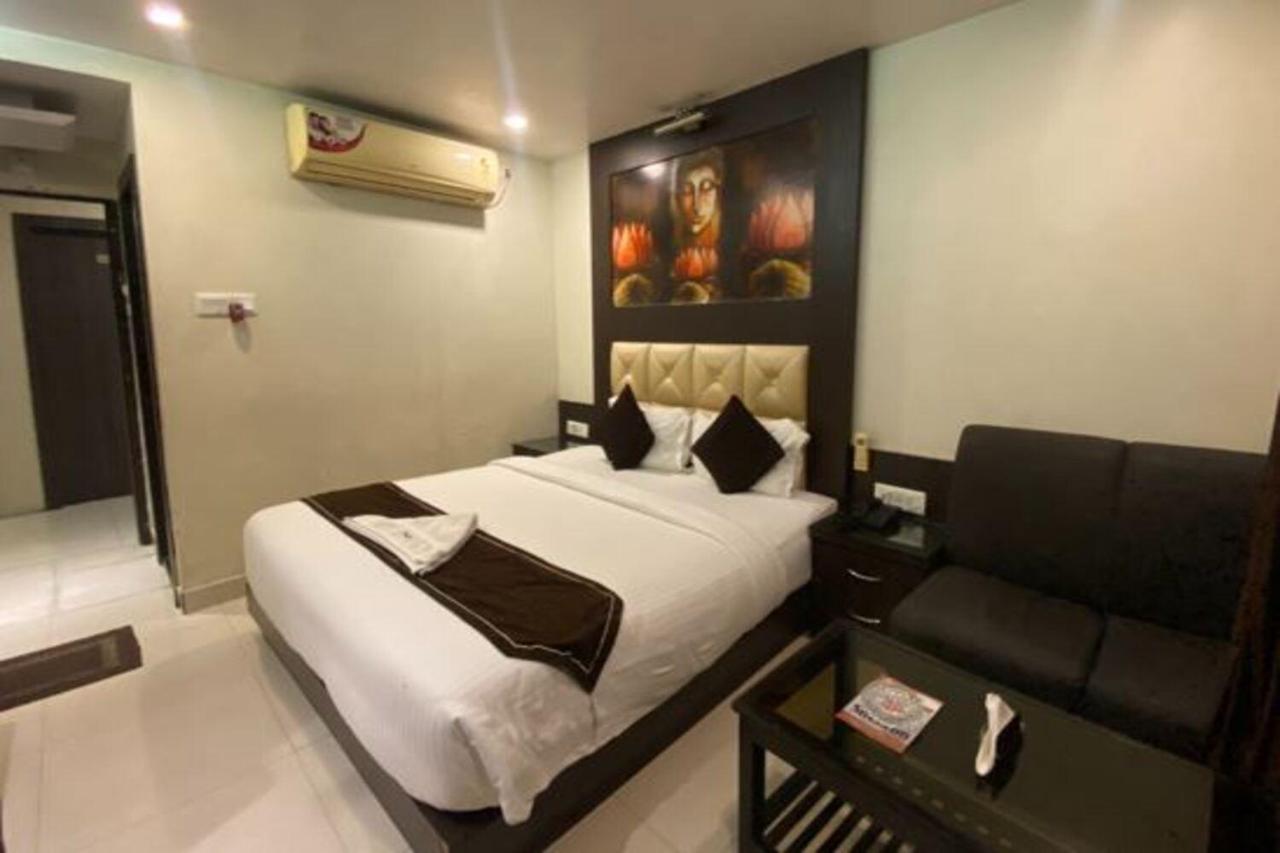 Sheldon Hotel Calcutta Eksteriør billede